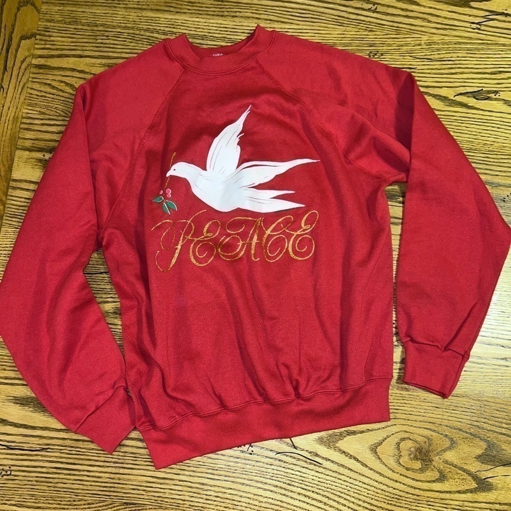 Vintage USA Made Crewneck Sweatshirt Christmas Dove Themed